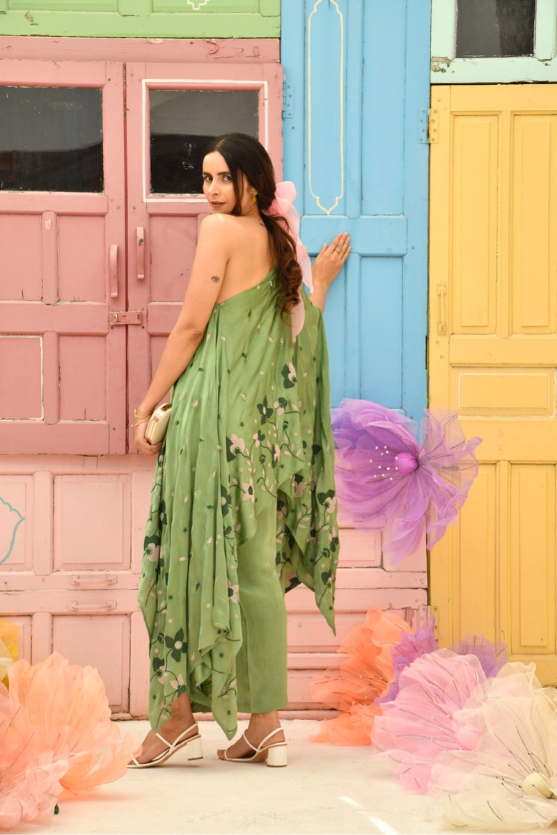 Lina Pant in Moss
