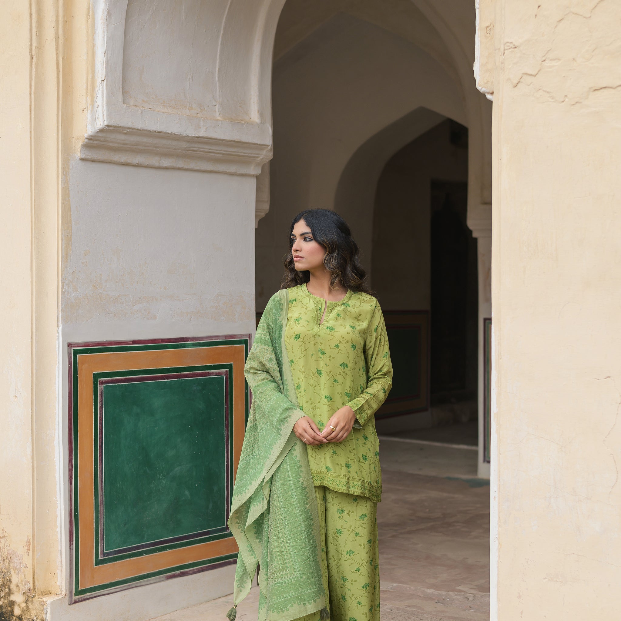 Meera Set