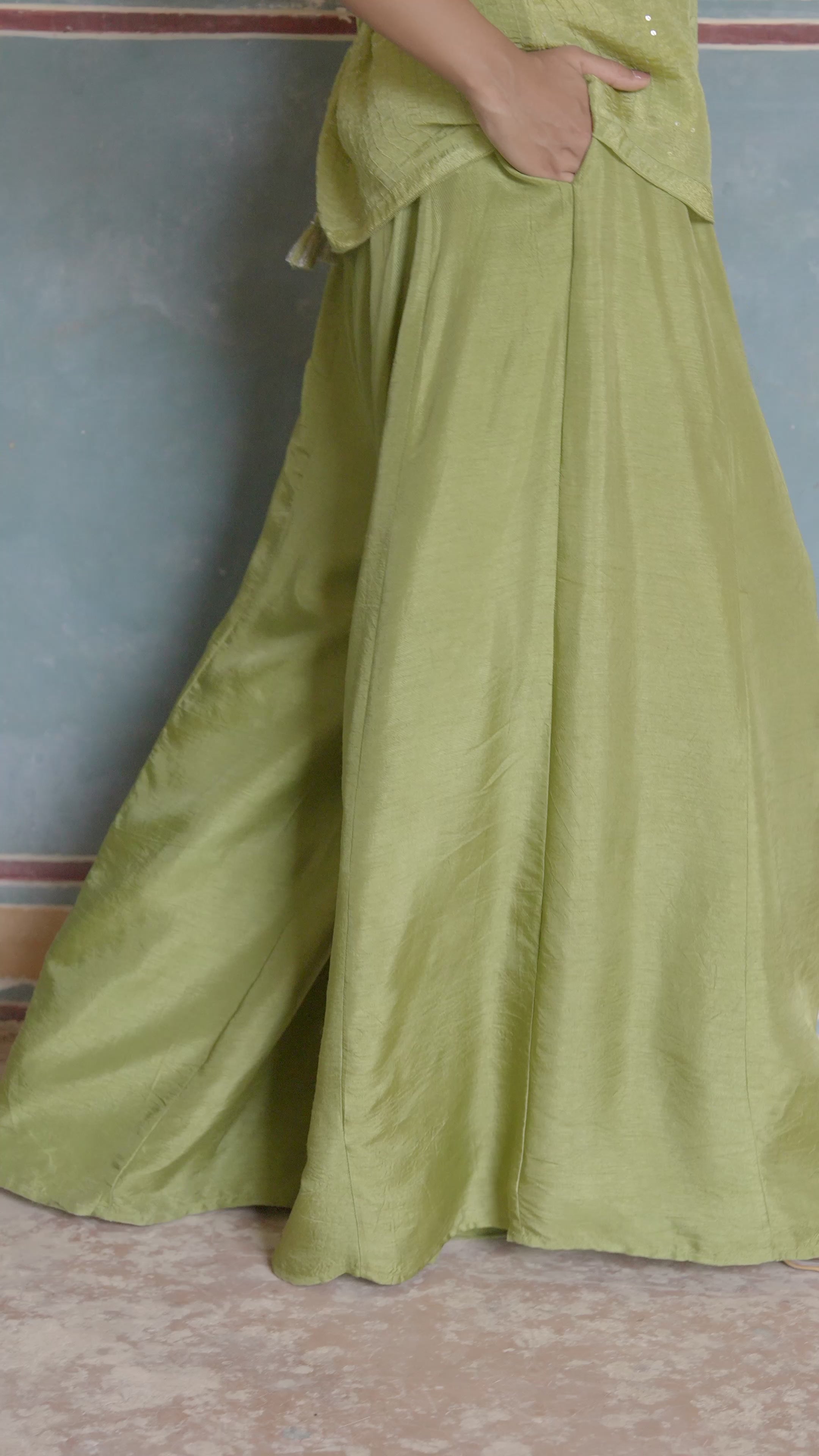 Ruhi Set- Green Embroidered Tissue Co-ord Set