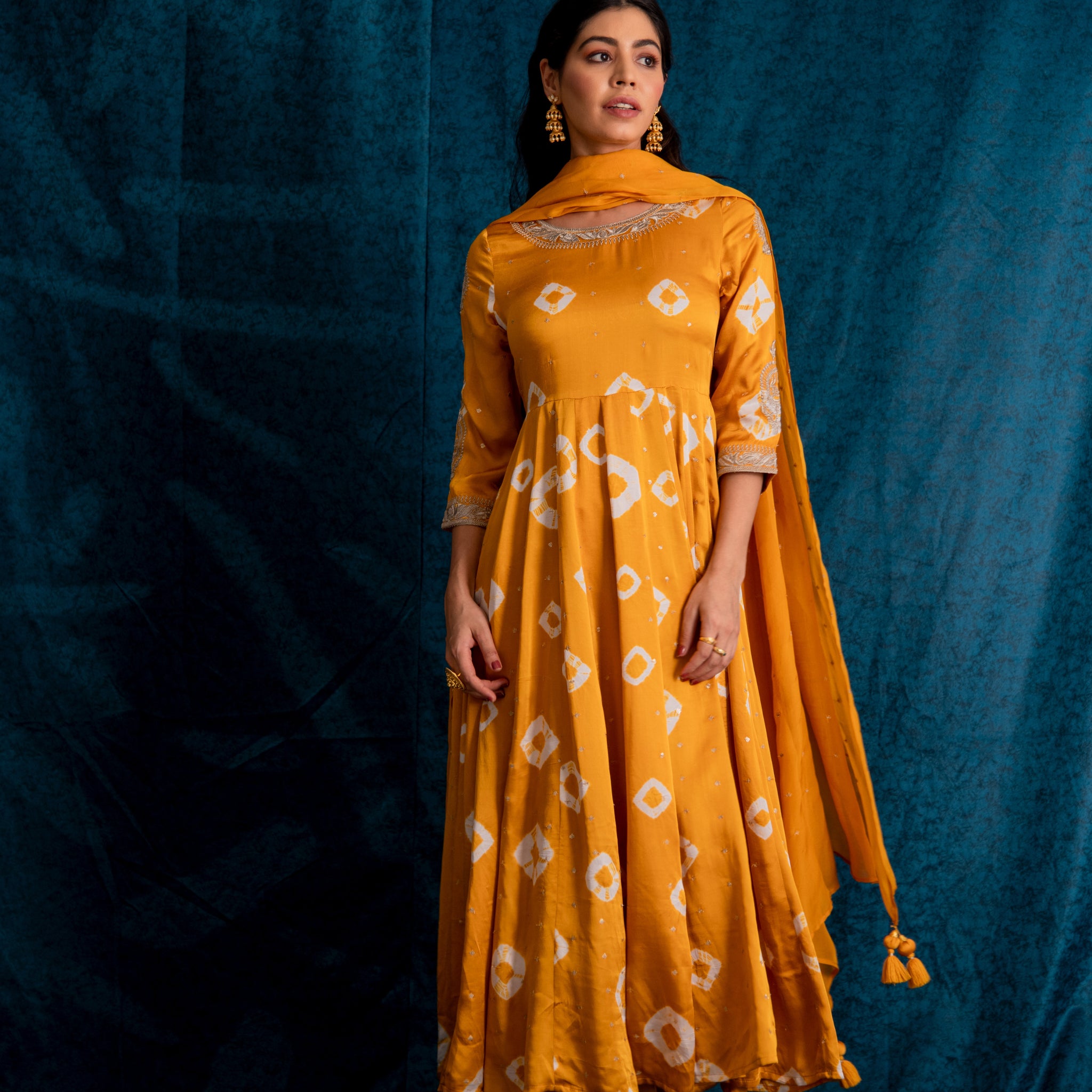 NAAV-707 Kurta, Pant and Dupatta Set 1