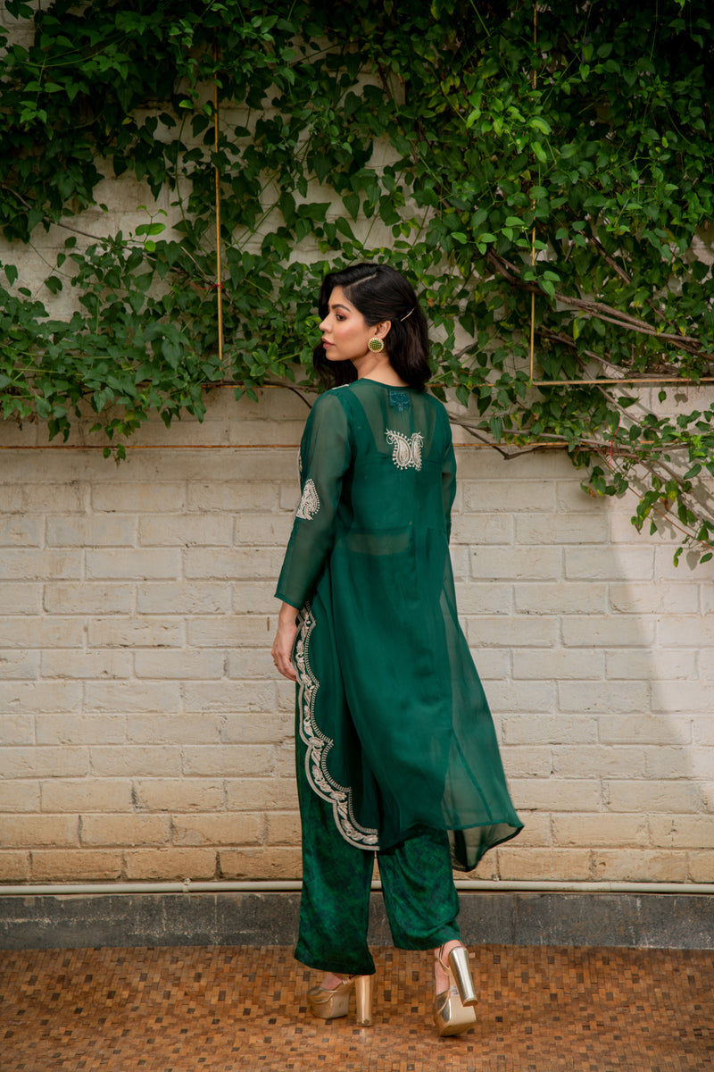 NAAV-705 Cape, Blouse and Pant Set 3