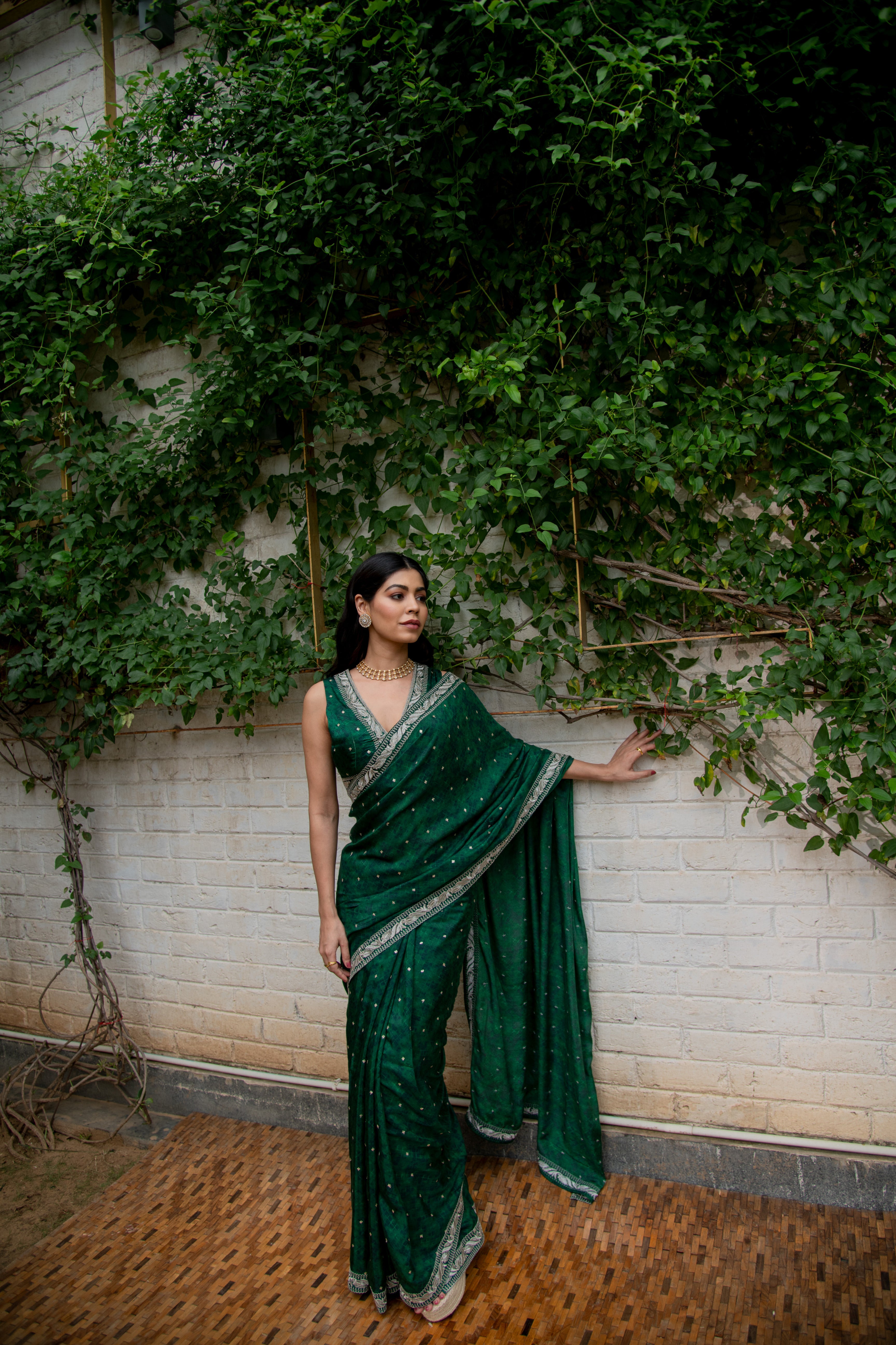 NAAV-723 Blouse and Saree Set 4