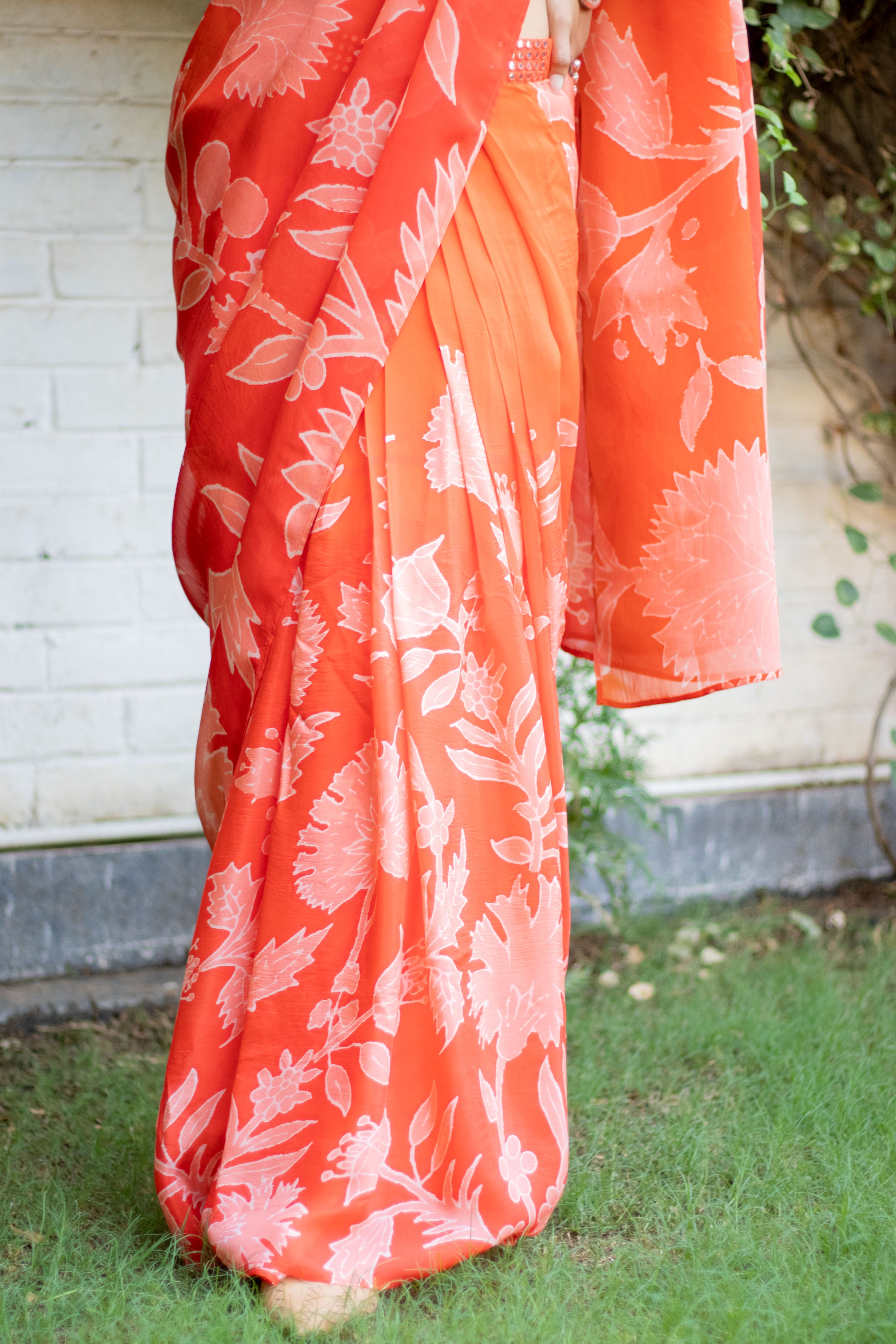 Noor Sari Set in Orange